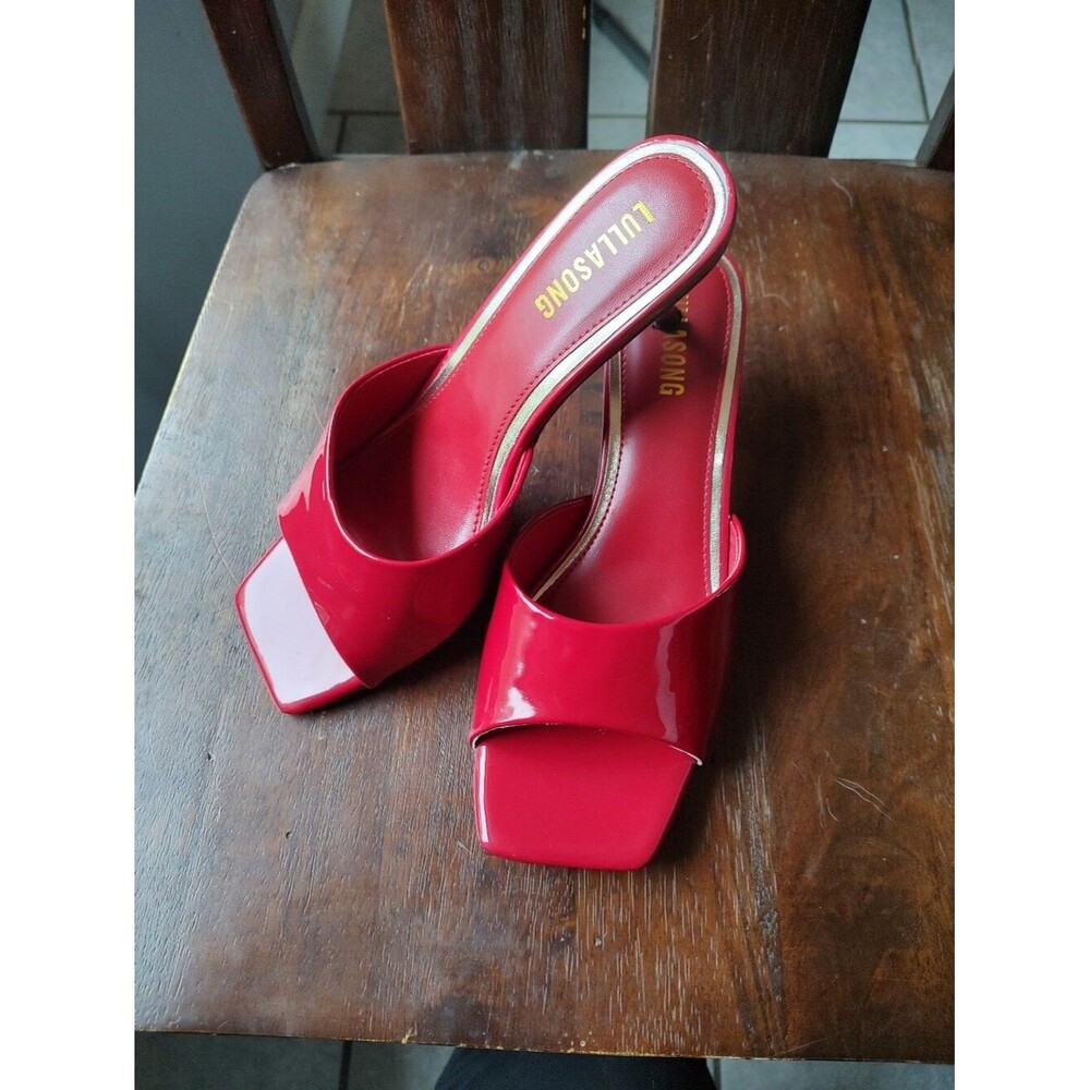 Lullasong Red Vegan Patent Leather Kitten Heels Size 8 Square Toe Barbiecore